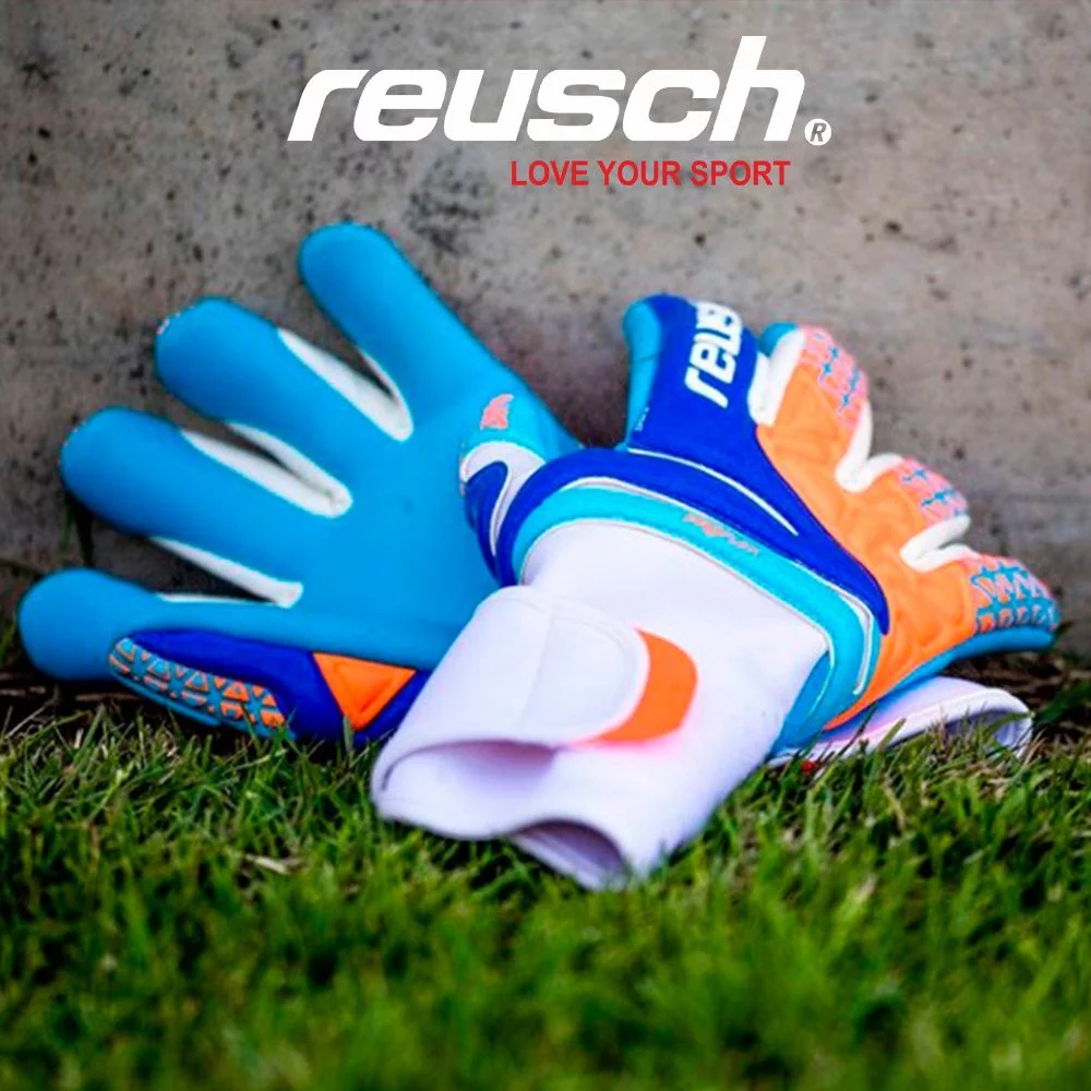 post card Post-Guantes-Agua-1.webp