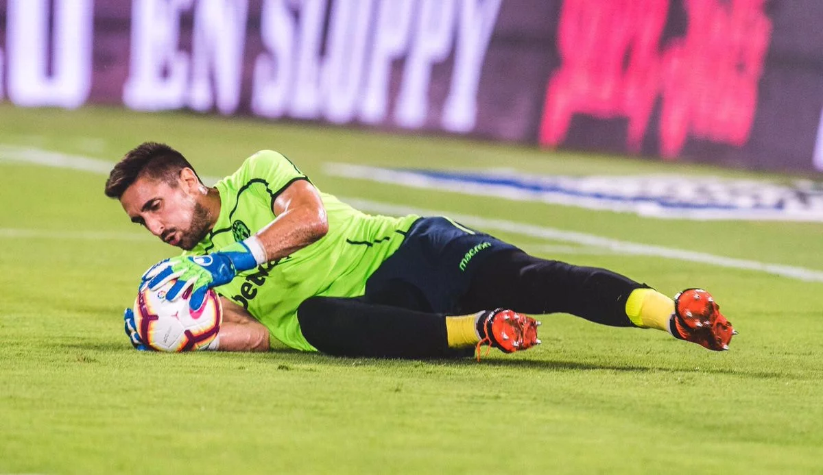 post card Post-Guantes-Agua-5.webp