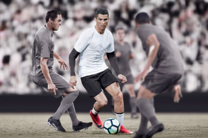 DERNIER CHAPITRE DE LA SAGA DES CHAUSSURES DE CRISTIANO RONALDO