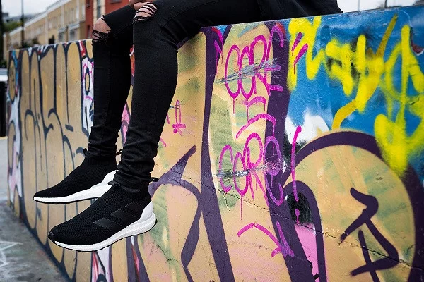 post card blog-adidas-16+-ultraboost-portada.webp