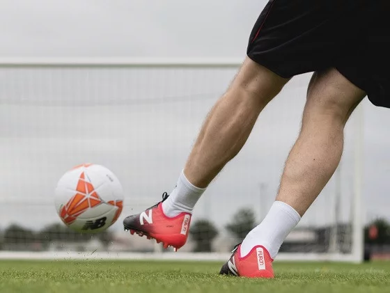 post card blog-new-balance-pack-aw18-furon.webp