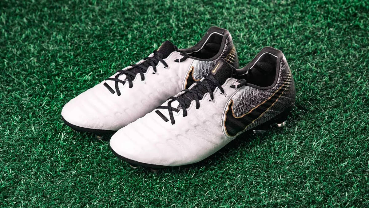 post card Nike-Tiempo-White-Gold-blog-1.webp