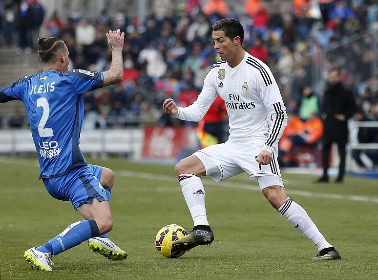 post card Post-Botas-Exclusivas-BalondeOro-1.webp