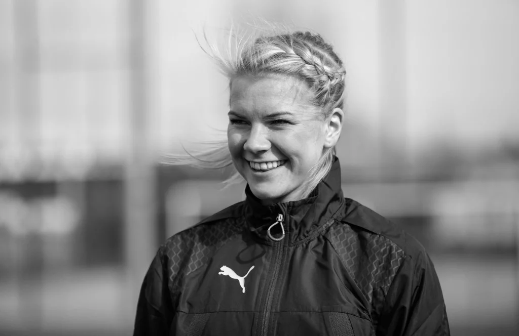 post card Post-ada-hegerberg-ganadora-balon-oro-1.webp