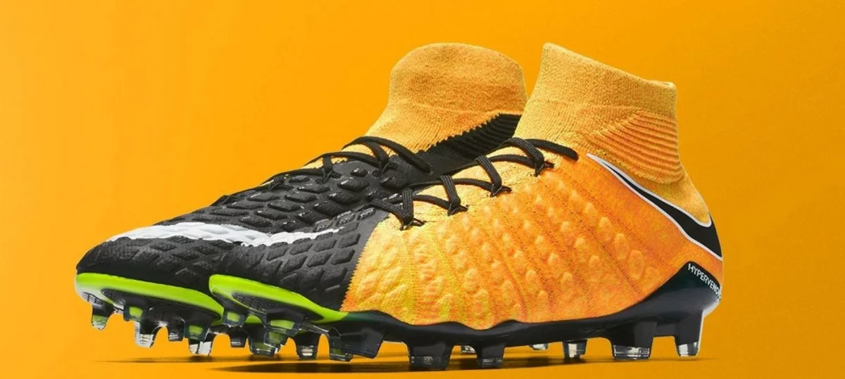 post card blog-legado-nike-hypervenom-3-perfil.webp