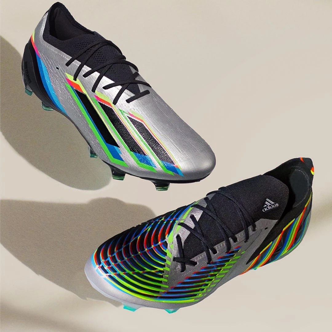 post card post-con-o-sin-cordones-esa-es-la-cuestion-predator.webp