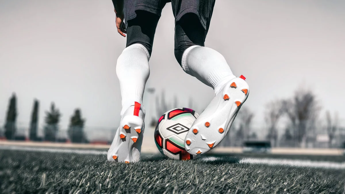 post card Umbro_medusae-iii-laceless-3.webp