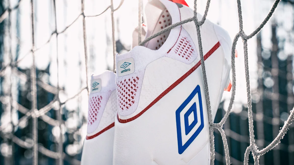 post card Umbro_medusae-iii-laceless-5.webp