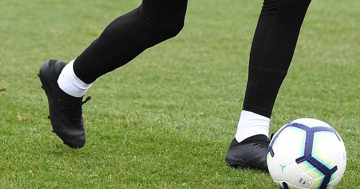 post card blog-aaron-ramsey-con.nemeziz.webp