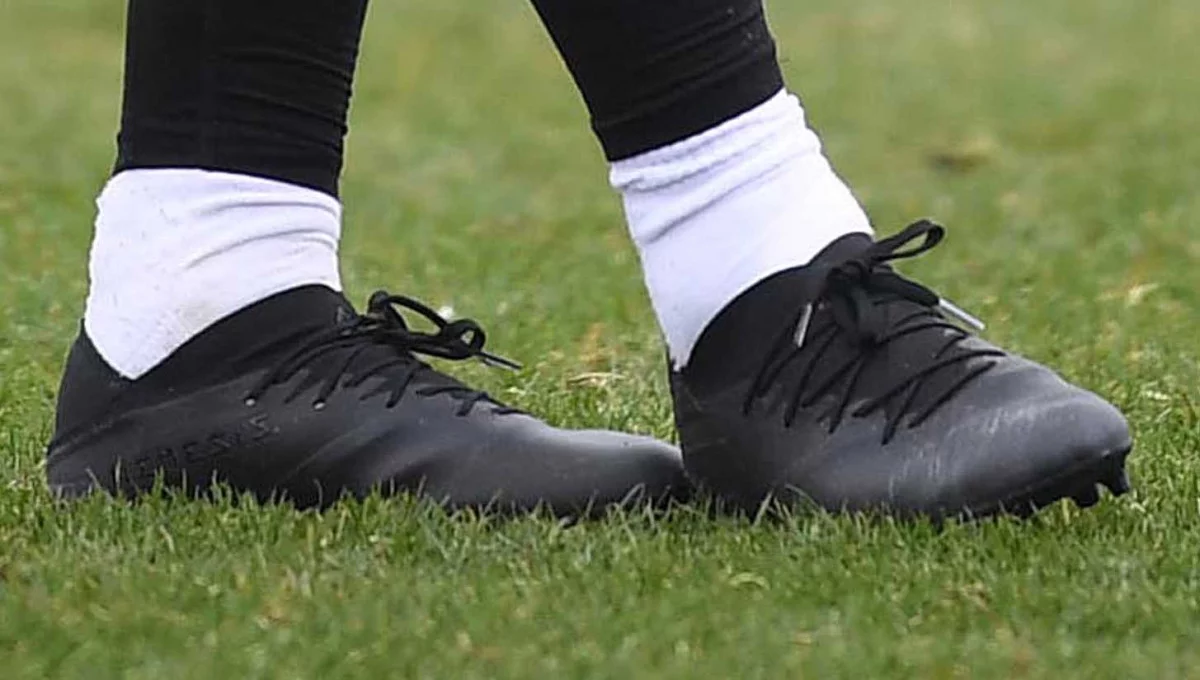 post card blog-aaron-ramsey-nemeziz-2.webp