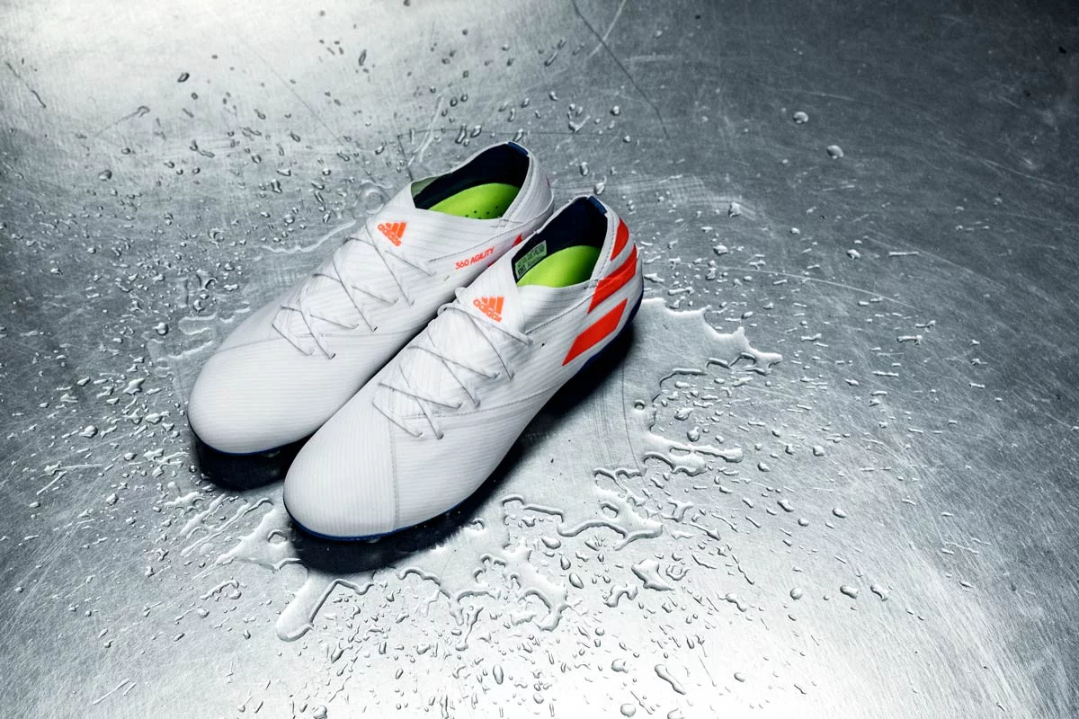 post card adidas_redirect_post_Nemeziz_3.webp