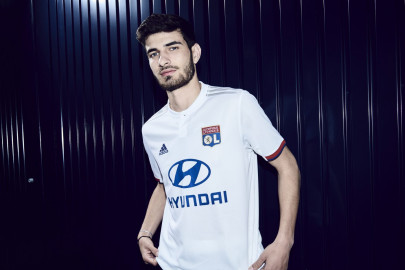 ADIDAS ET L'OL PRÉSENTENT LES MAILLOTS DE LA SAISON 2019-2020