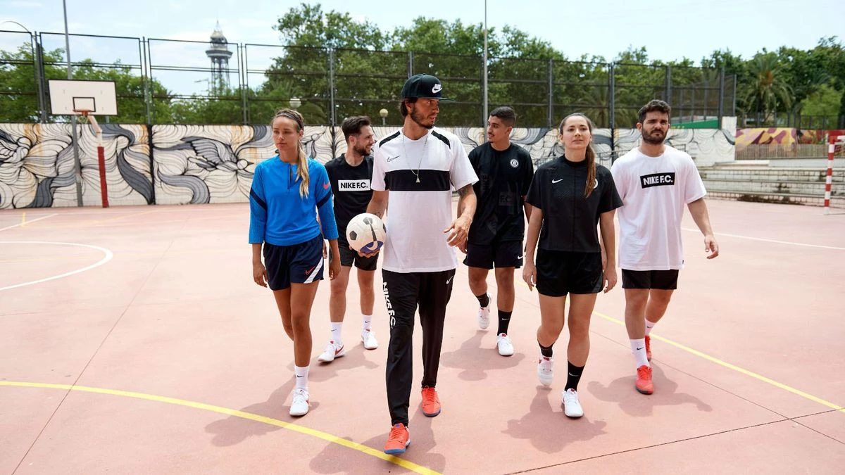 post card post-zapatillas-campos-de-cemento-portadas.webp