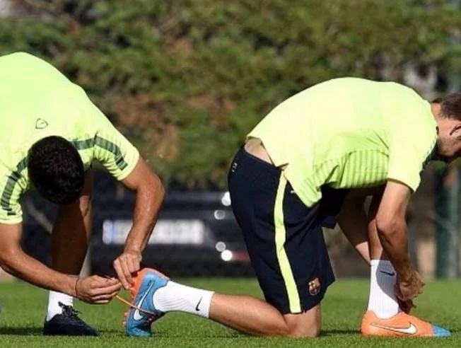 post card blog-como-atarse-los-cordones-pique.webp