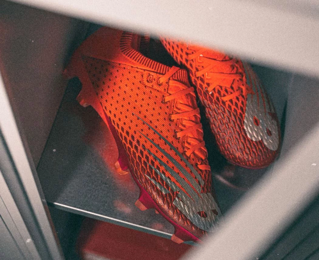 post card New-Balance-v6-1.webp