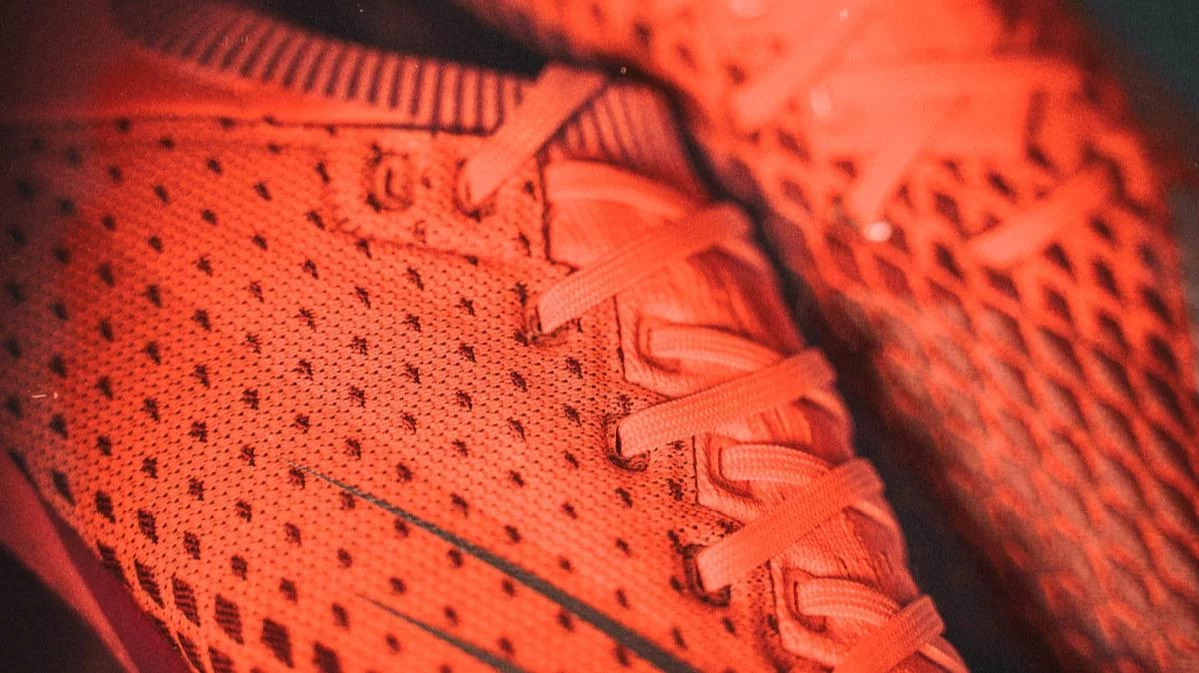 post card New-Balance-v6-2.webp