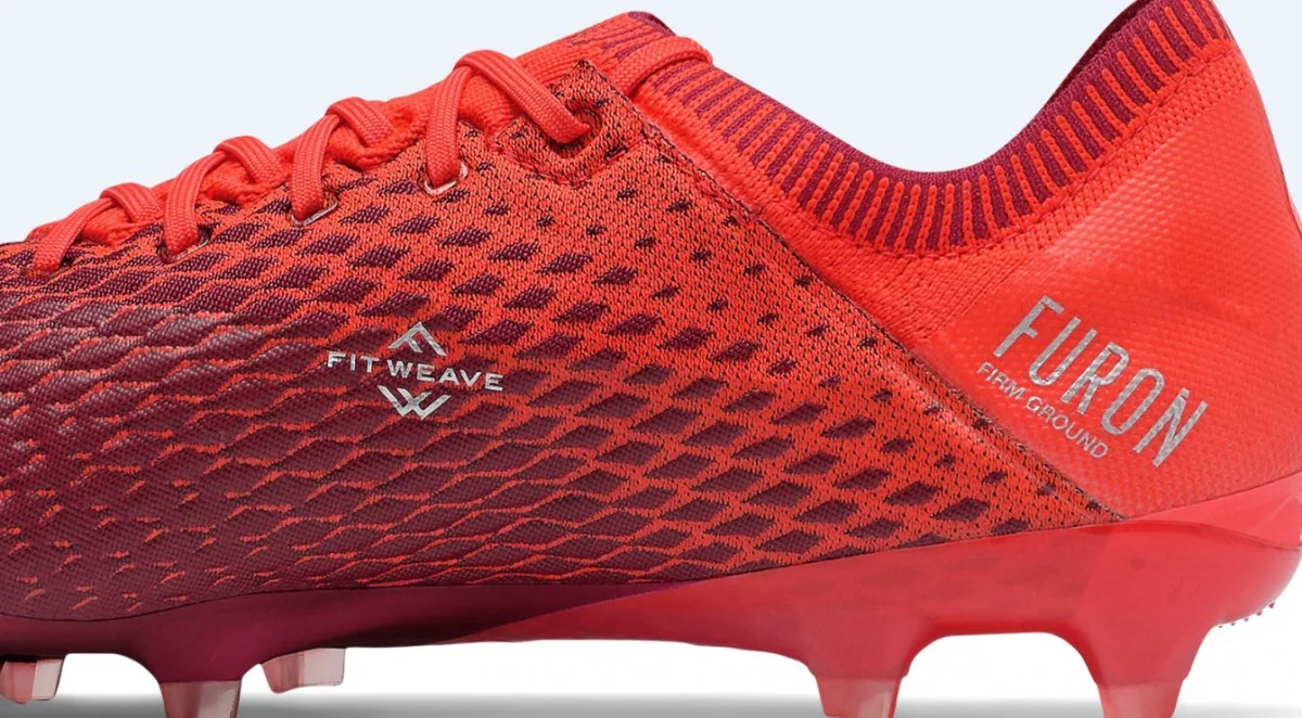 post card New-Balance-v6-4.webp