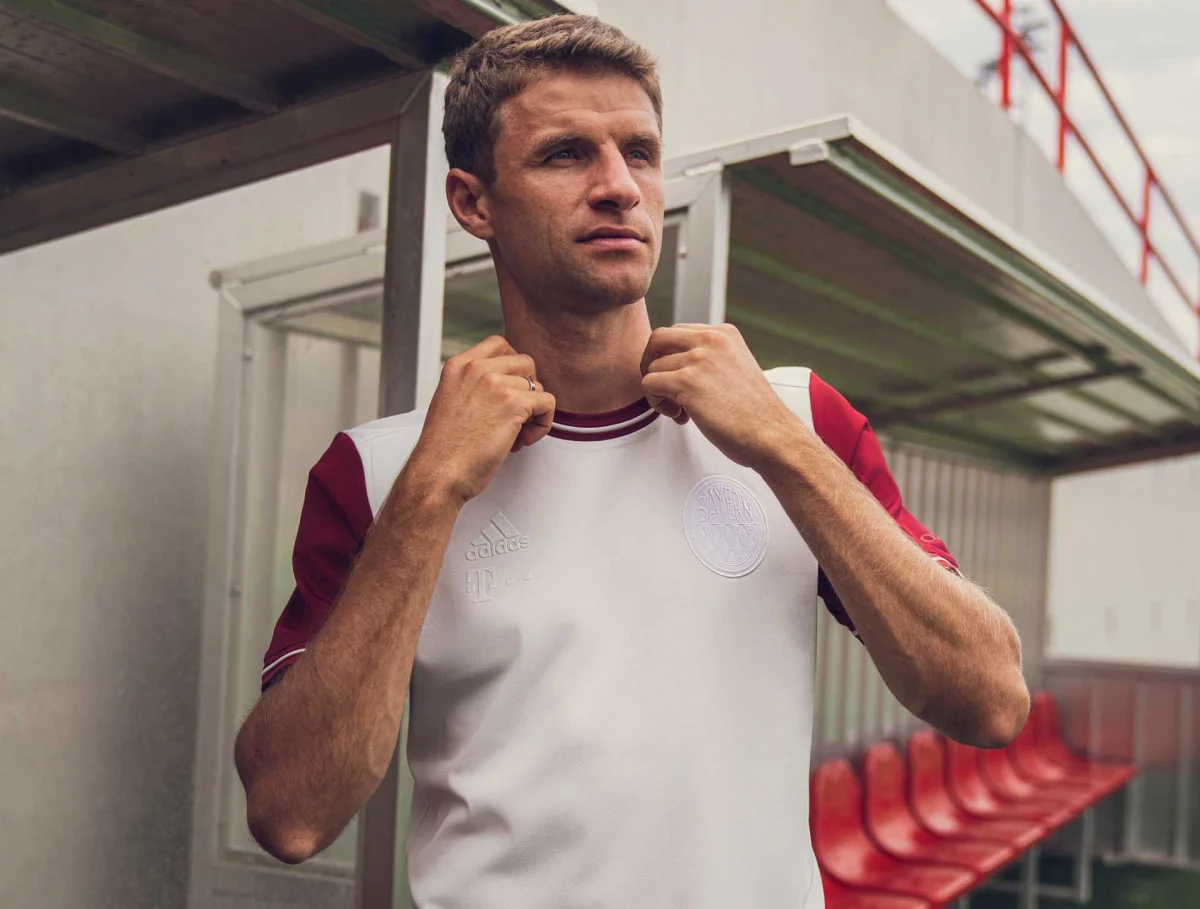 post card Bayern-Munich-120-years-1.webp