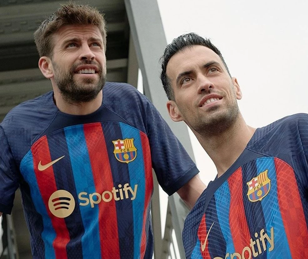 post card CAMISETA_BARCELONA_TRES.webp