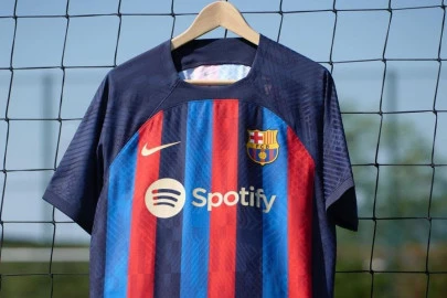 CAMISETA_BARCELONA_DOS.webp
