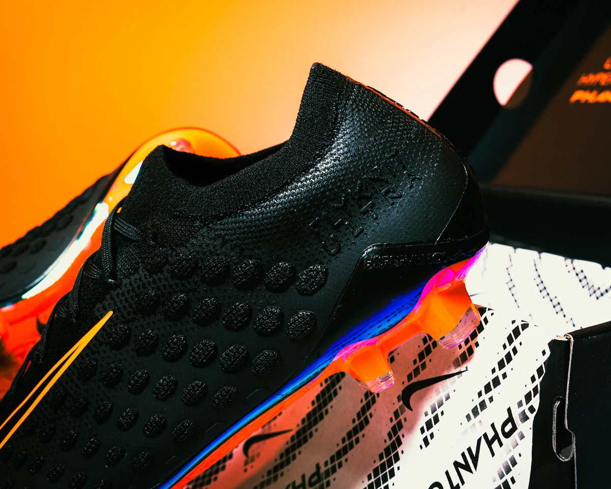 post card post-nike-phantom-ultra-venom-flyknit.webp