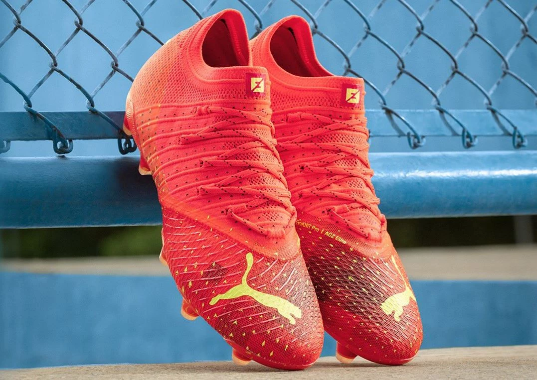 post card FUTURE_FEARLESS_DOS.webp