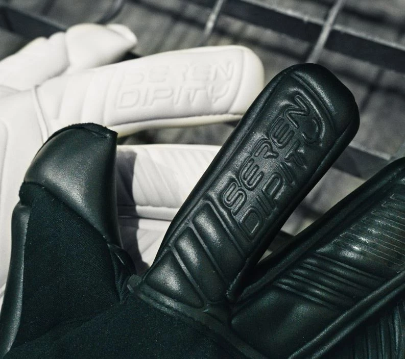 post card SERENDIPITY_LOGO.webp