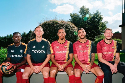 La nouvelle collection New Balance x AS Roma