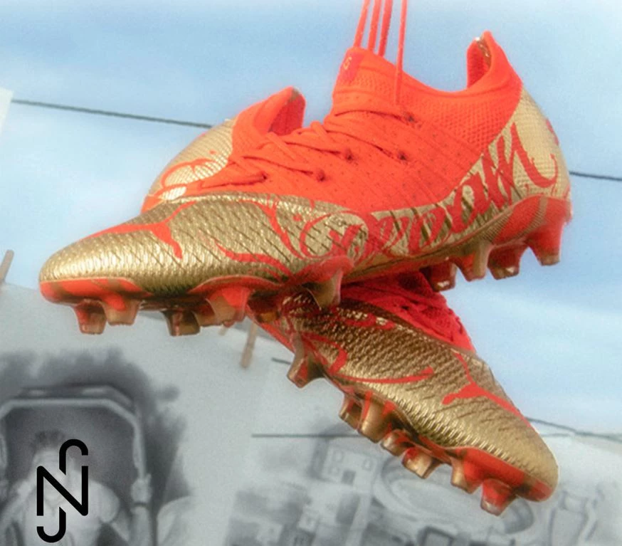 post card neytres.webp