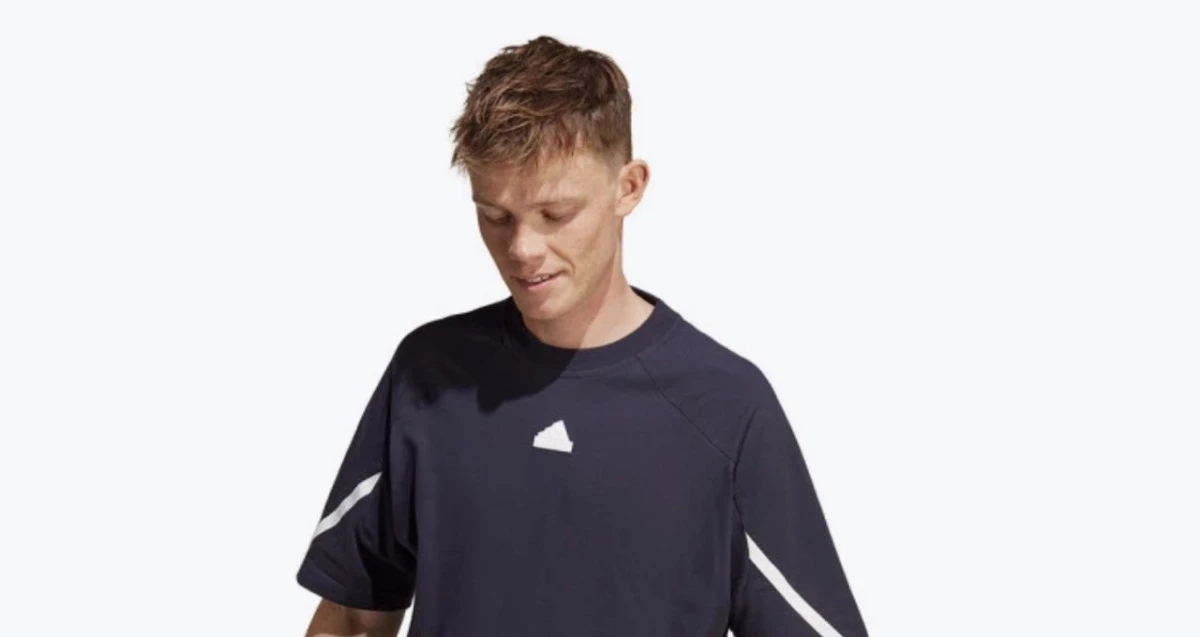 post card post-novedades-del-mes-enero-2023-adidas-shirt.webp