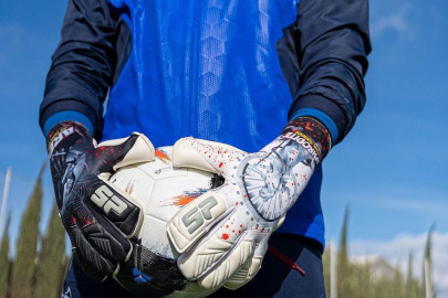 Nouveaux gants SP pour Dani Cárdenas