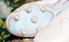 post card 1682869170post-botas-sin-cordones-new-balance-tekela.webp