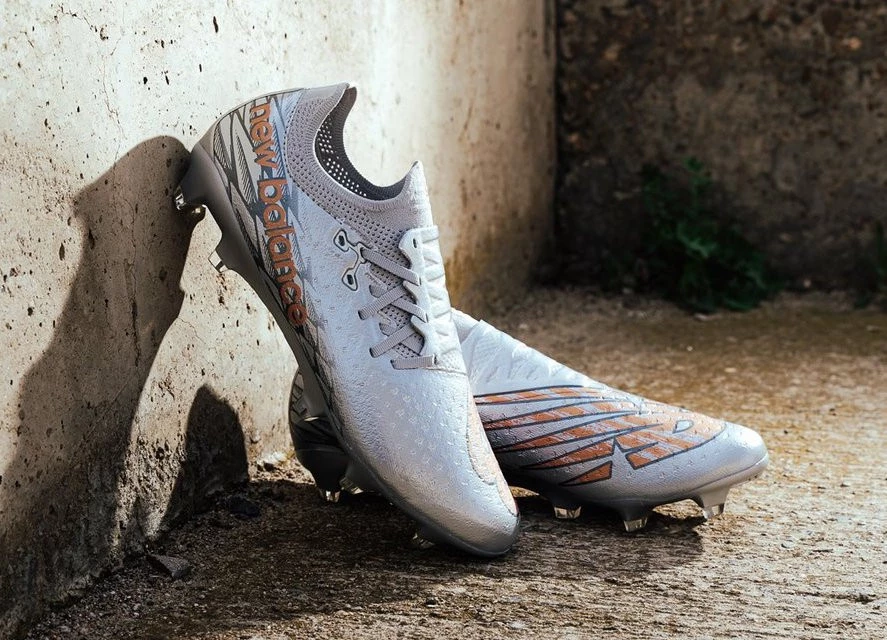 post card new-balance-own-pack-furon-lateraljpeg1.webp