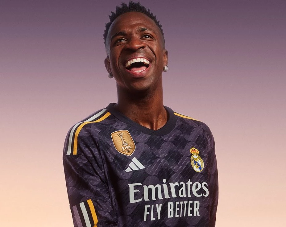 post card post-nueva-camiseta-away-real-madrid-vinijpeg1.webp