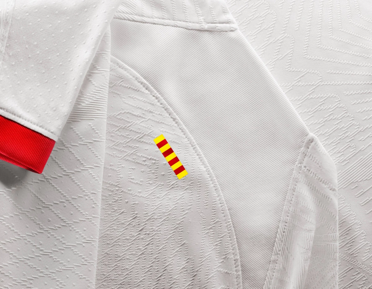 post card blogs-futbol-emotion-portugal-a-nova-camisola-branca-do-fc-barcelona1jpg3.webp