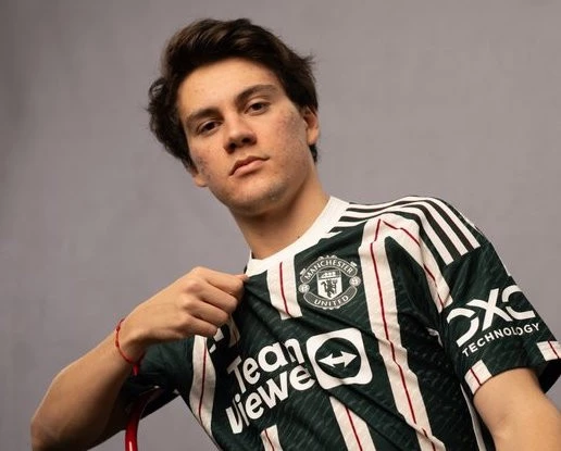 post card post-camiseta-away-united-pellistrijpeg2.webp