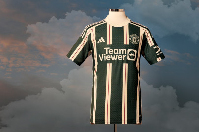 adidas dévoile le maillot extérieur de Manchester United