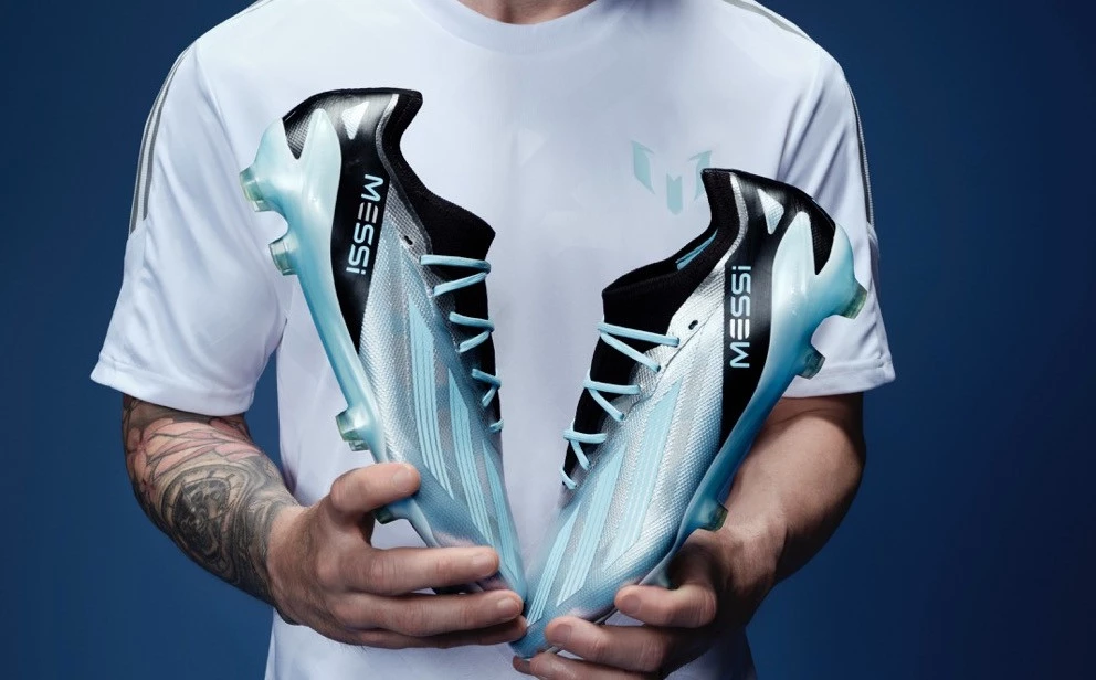 post card post-nuevas-botas-leo-messi-bothjpeg2.webp