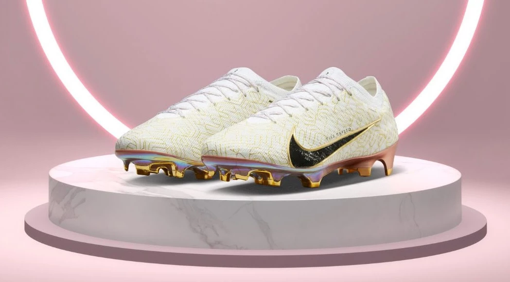 post card post-nike-united-golden-pack-mercsjpeg2.webp