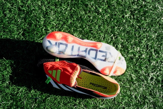 post card post-adidas-solar-pack-predatorjpeg1.webp