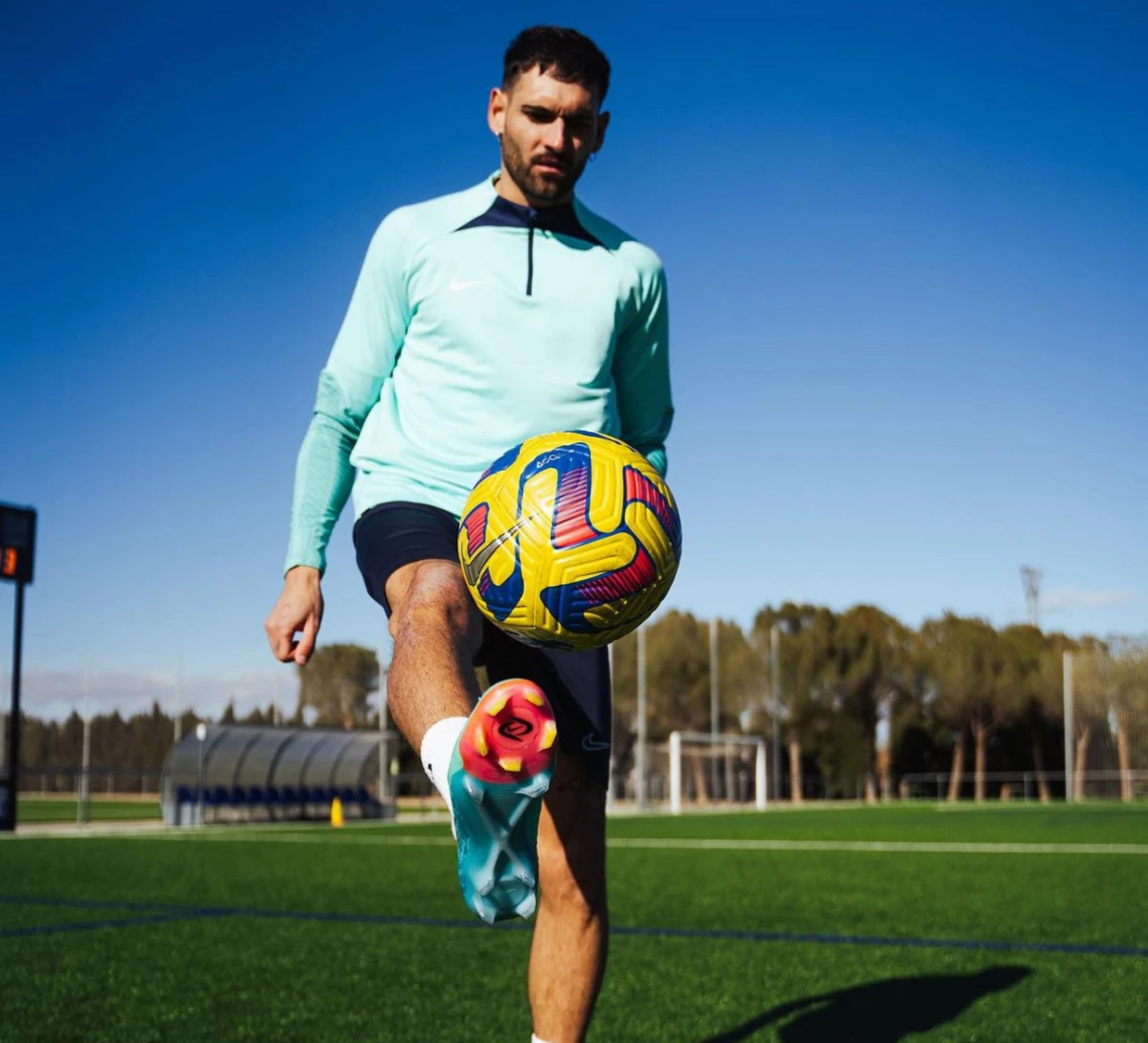 post card post-predator-vs-phantom-juanmajpg8.webp