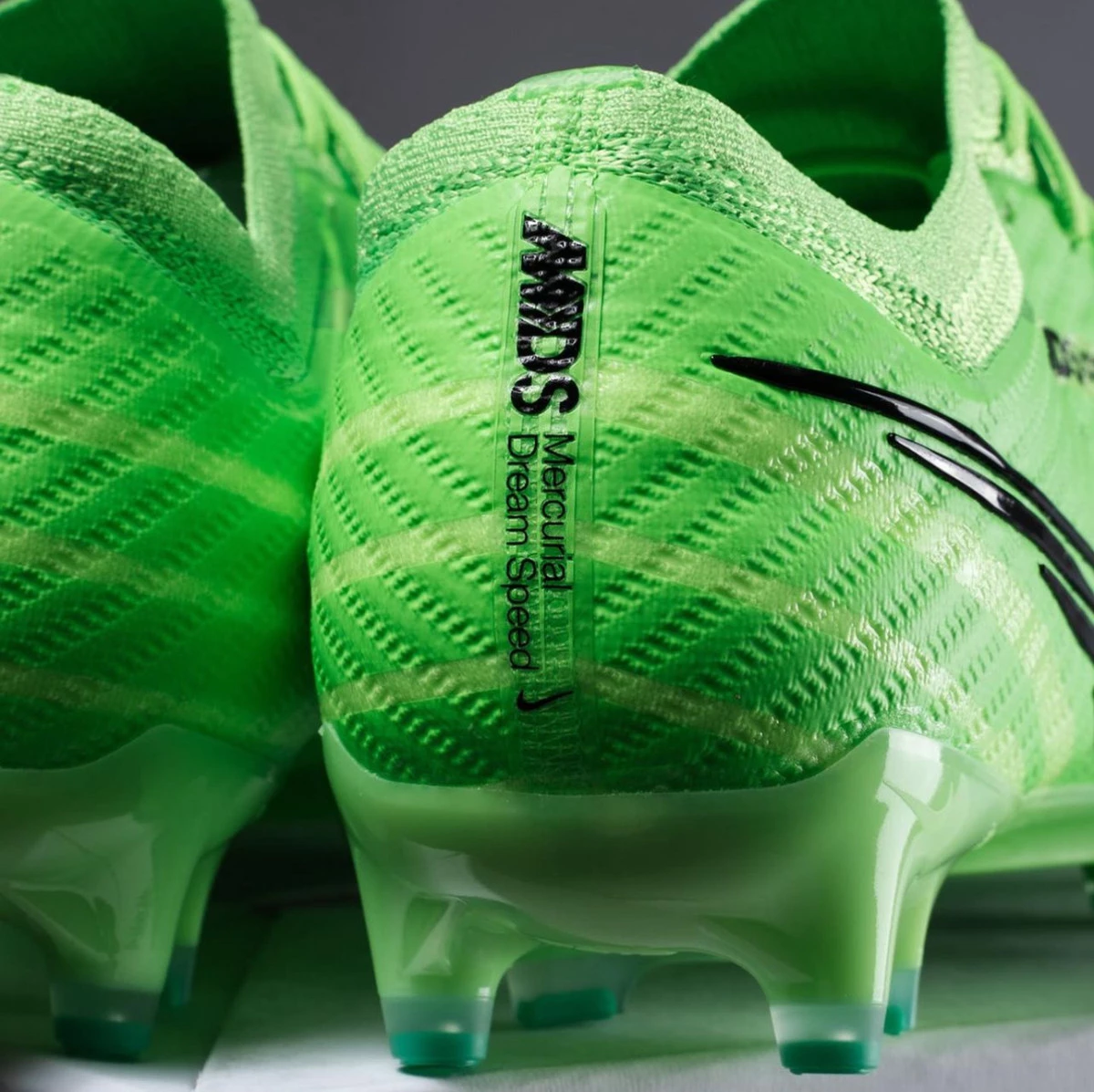 post card post-nike-mercurial-mds-backjpg3.webp