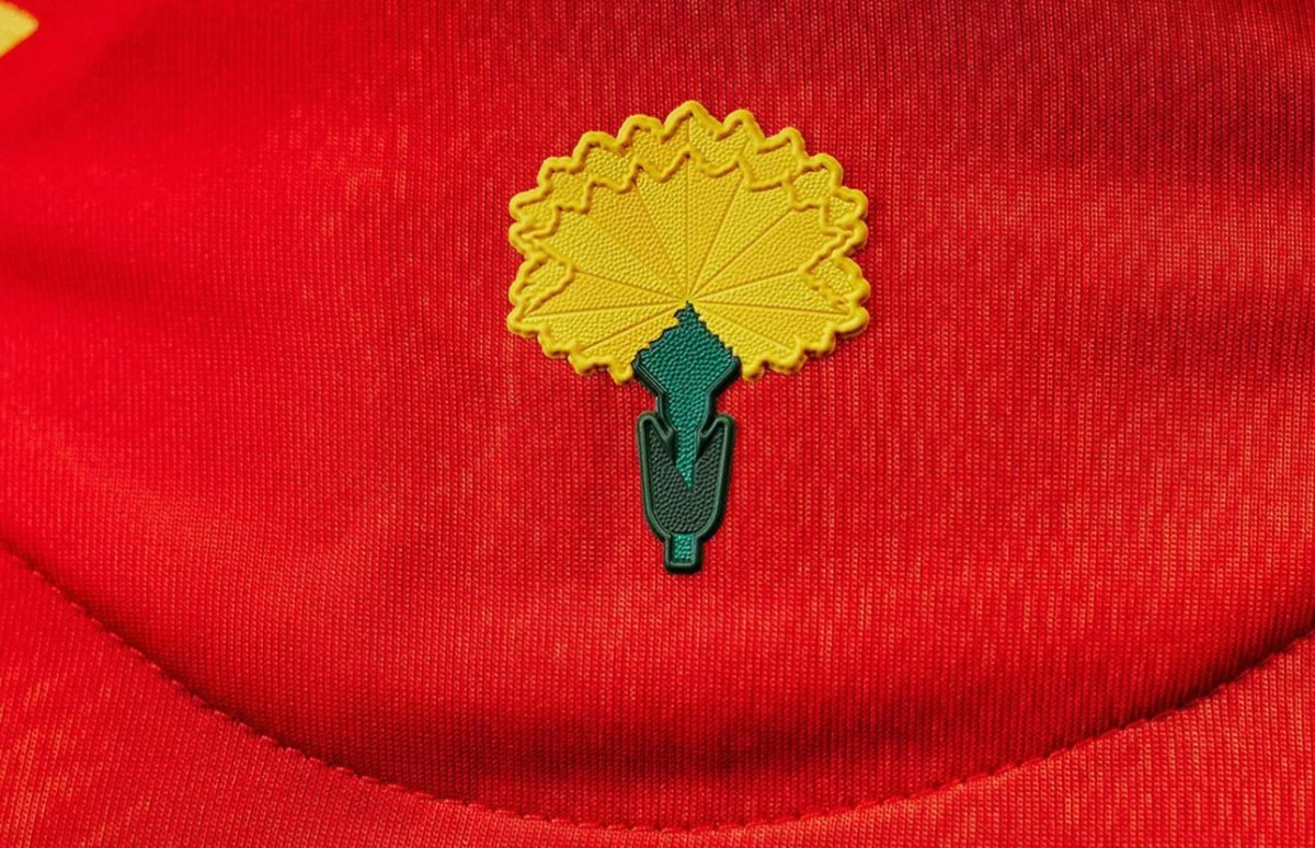 post card post-nueva-camiseta-espana-euro-claveljpg3.webp