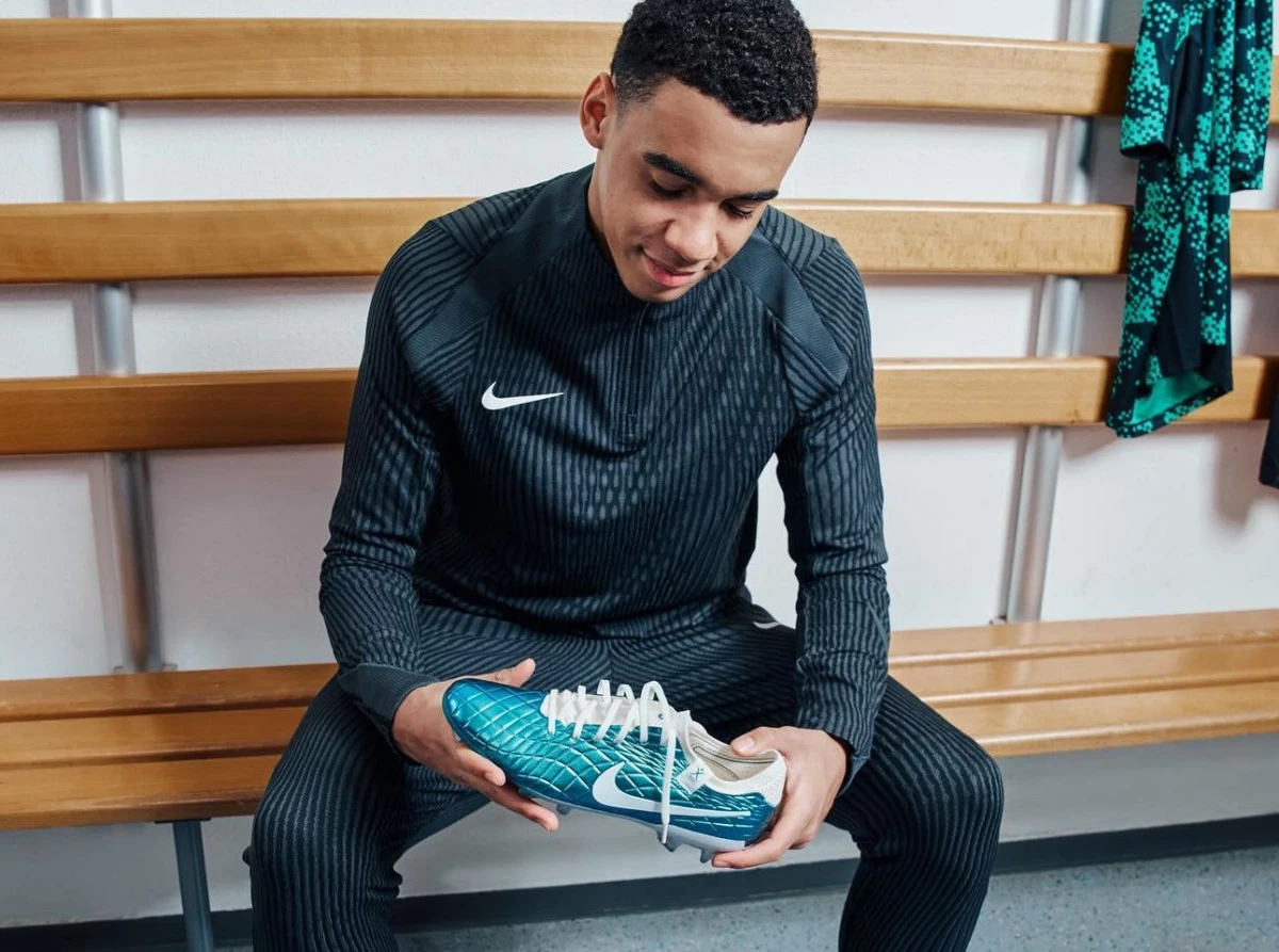 post card post-nike-tiempo-30-aniversario-closetjpg4.webp