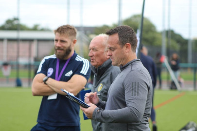 Que recherchent les recruteurs de football ?