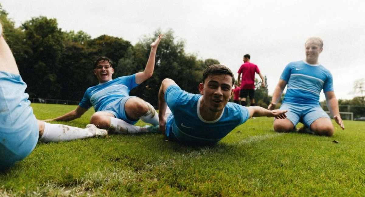 post card equipocelebragoljpg5.webp