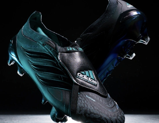 card Nouvelles adidas Predator EQT