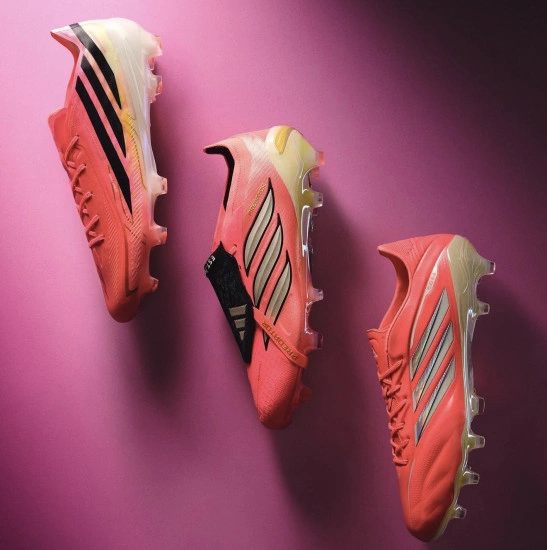 card Nouveau "Road to glory" pack d'adidas