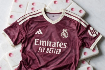 Nouveau maillot third du Real Madrid