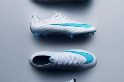 Nouveau Nike Bright Lights Pack